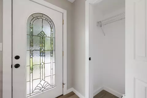 Entry Way - 1520 S Devon Rd, Springfield, MO 65809 photo 1 of 5