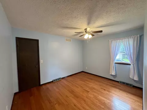 Bedroom - 2425 E Loren St, Springfield, MO 65804 photo 2 of 4