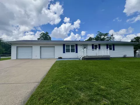 2425 E Loren St, Springfield, MO 65804