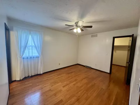 Bedroom - 2425 E Loren St, Springfield, MO 65804 photo 4 of 4
