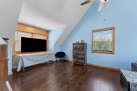 Bedroom - 237 Tanglewood St, Shell Knob, MO 65747 photo 5 of 5