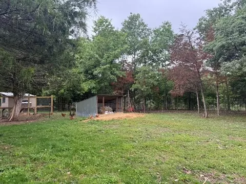 Exterior - 11932 Greenwood Rd, Cabool, MO 65689 photo 14 of 19