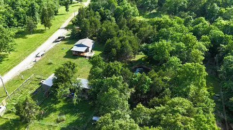 11932 Greenwood Rd, Cabool, MO 65689