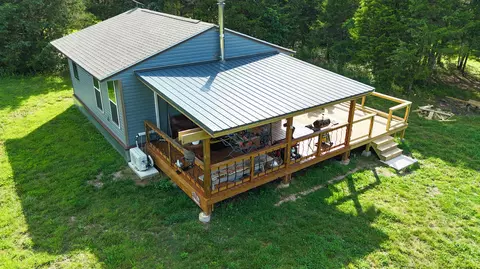 Exterior - 11932 Greenwood Rd, Cabool, MO 65689 photo 3 of 19