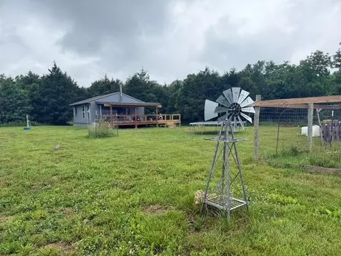 Exterior - 11932 Greenwood Rd, Cabool, MO 65689 photo 1 of 19