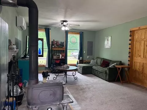 Living - 11932 Greenwood Rd, Cabool, MO 65689 photo 2 of 2