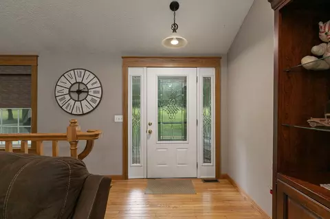 Entry Way - 778 E Dade 52, Greenfield, MO 65661 photo 1 of 6