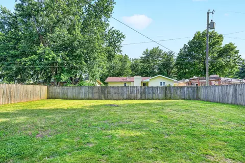 Exterior - 1058 E Cambridge St, Springfield, MO 65807 photo 5 of 5
