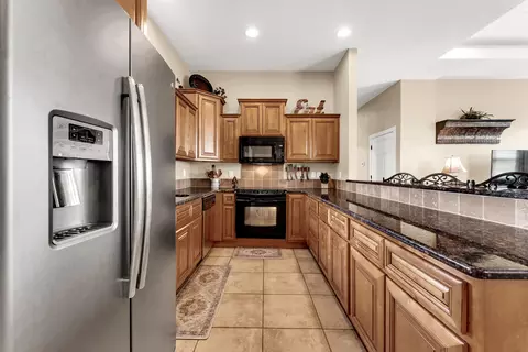 Kitchen - 129 Hackberry Ln, Branson, MO 65616 photo 1 of 3