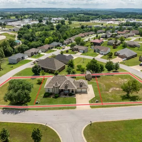 View/Area - 129 Hackberry Ln, Branson, MO 65616 photo 1 of 12