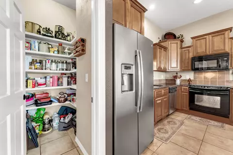 Kitchen - 129 Hackberry Ln, Branson, MO 65616 photo 3 of 3