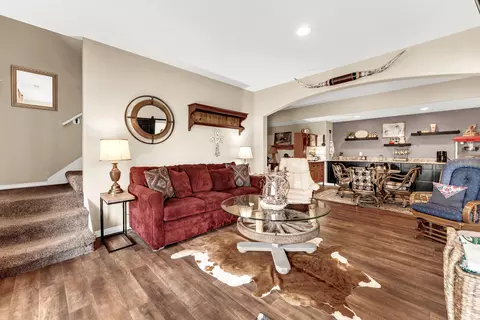Living - 129 Hackberry Ln, Branson, MO 65616 photo 4 of 5