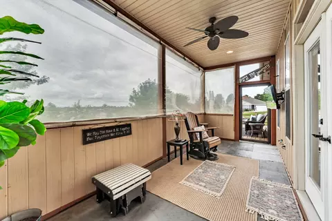 Exterior - 129 Hackberry Ln, Branson, MO 65616 photo 6 of 16