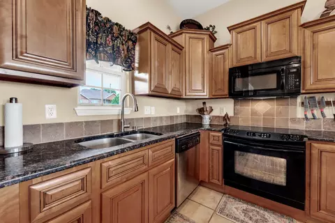 Kitchen - 129 Hackberry Ln, Branson, MO 65616 photo 2 of 3