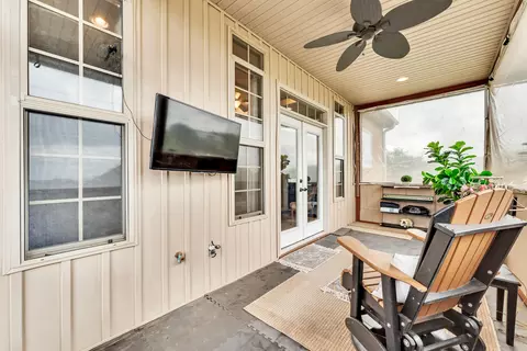 Exterior - 129 Hackberry Ln, Branson, MO 65616 photo 7 of 16