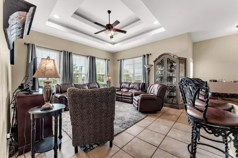 Living - 129 Hackberry Ln, Branson, MO 65616 photo 1 of 5