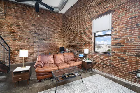 Living - 509 W Olive St #105, Springfield, MO 65806 photo 3 of 3