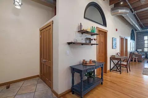Entry Way - 509 W Olive St #204, Springfield, MO 65806 photo 4 of 4