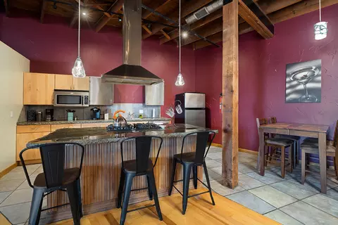 Kitchen - 509 W Olive St #204, Springfield, MO 65806 photo 3 of 6