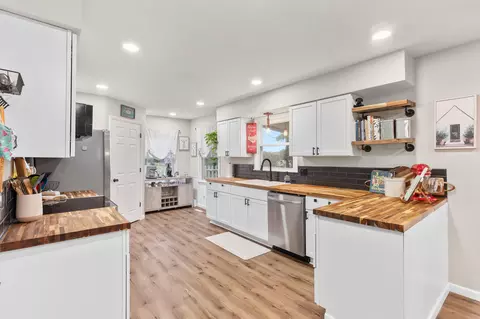 Kitchen - 923 E Bluff Dr, Springfield, MO 65803 photo 1 of 3