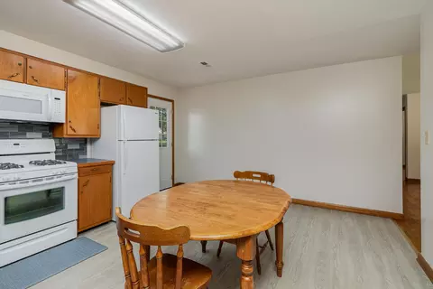 Dining - 2548 N Main Ave, Springfield, MO 65803 photo 1 of 1