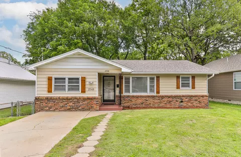 2548 N Main Ave, Springfield, MO 65803