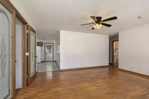 Living - 2548 N Main Ave, Springfield, MO 65803 photo 4 of 4