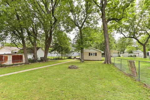 Exterior - 2548 N Main Ave, Springfield, MO 65803 photo 6 of 7