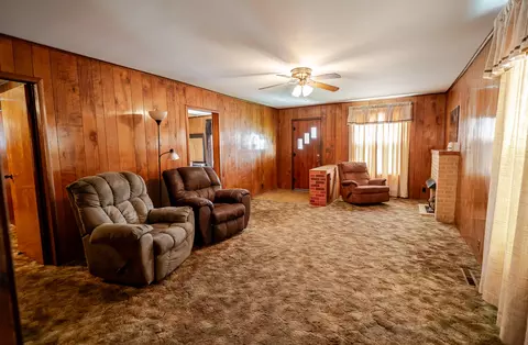 Living - 525 E Scott St, Monett, MO 65708 photo 1 of 7