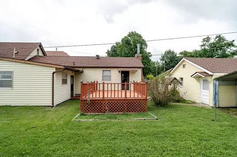 Exterior - 525 E Scott St, Monett, MO 65708 photo 9 of 13