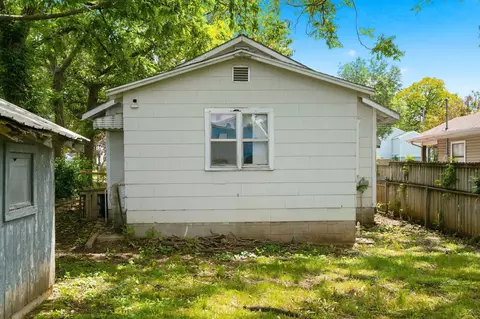 Exterior - 925 W Chicago St, Springfield, MO 65803 photo 6 of 6