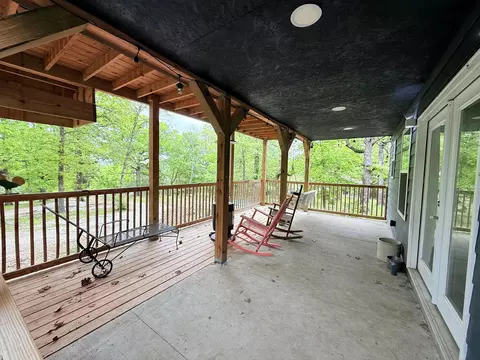 Exterior - 148 Crooked Tree Rd, Galena, MO 65656 photo 2 of 6