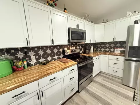 Kitchen - 148 Crooked Tree Rd, Galena, MO 65656 photo 3 of 3