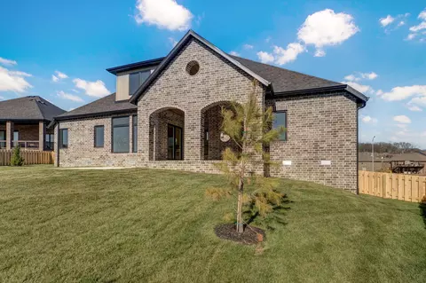 Exterior - 2079 N Silver Charm Ave, Springfield, MO 65802 photo 11 of 12