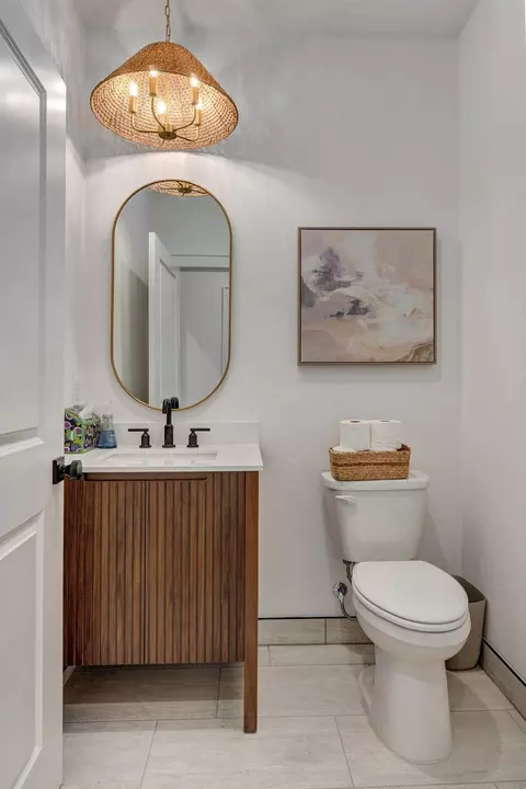 Bath - 2079 N Silver Charm Ave, Springfield, MO 65802 photo 1 of 8