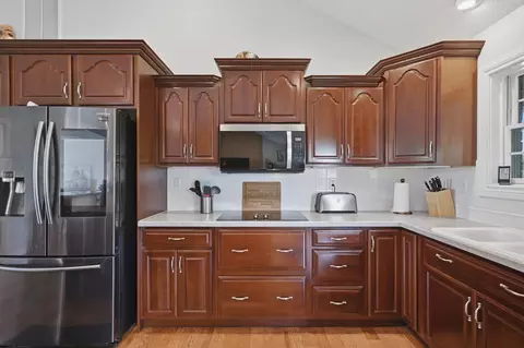Kitchen - 3454 N Prince Ln, Springfield, MO 65803 photo 2 of 5