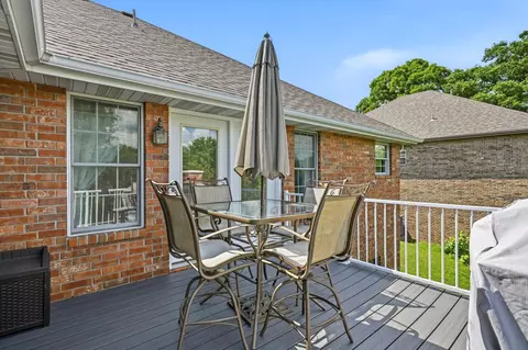 Exterior - 3454 N Prince Ln, Springfield, MO 65803 photo 6 of 12