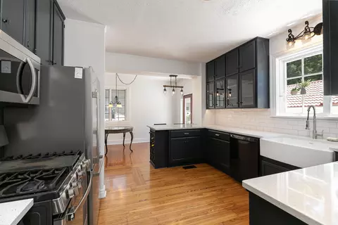 Kitchen - 924 S Pickwick Ave, Springfield, MO 65804 photo 1 of 5