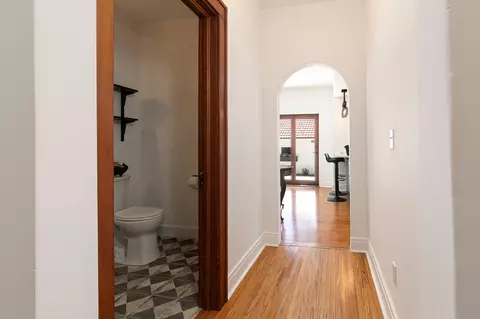 Entry Way - 924 S Pickwick Ave, Springfield, MO 65804 photo 6 of 8