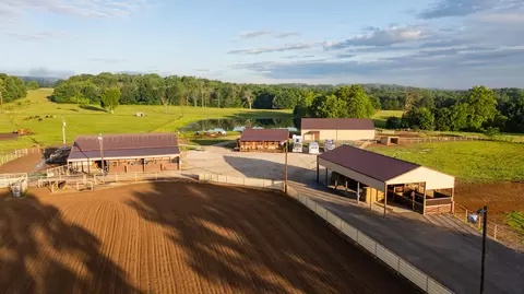 4373 S 165th Rd, Bolivar, MO 65613