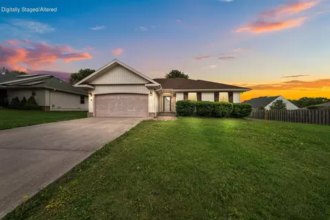 2323 E Logan St, Republic, MO 65738