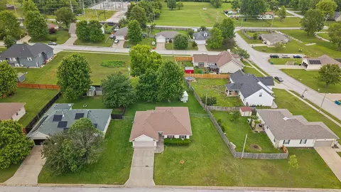 View/Area - 2323 E Logan St, Republic, MO 65738 photo 2 of 3