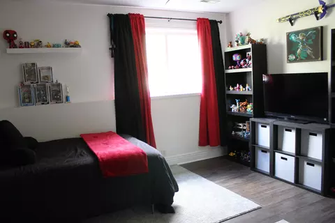Bedroom - 2343 W Dearborn St, Springfield, MO 65807 photo 9 of 9