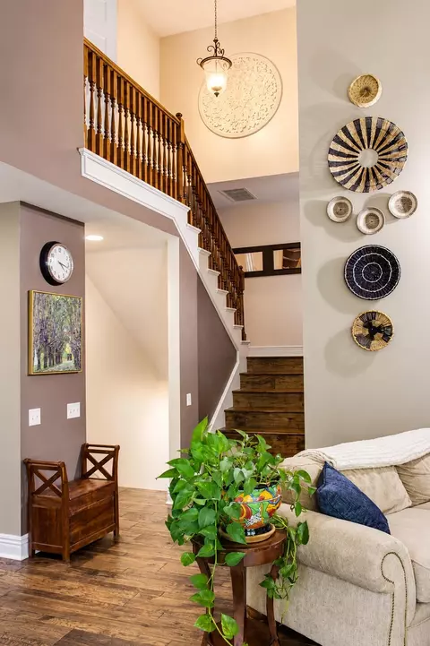 Entry Way - 2343 W Dearborn St, Springfield, MO 65807 photo 1 of 1
