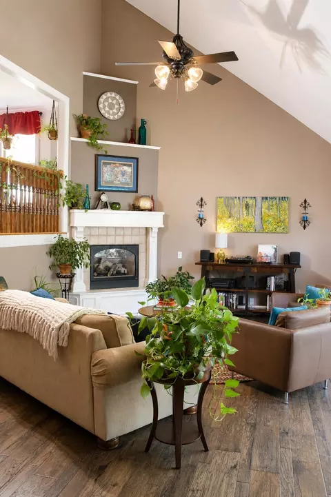 Living - 2343 W Dearborn St, Springfield, MO 65807 photo 2 of 5