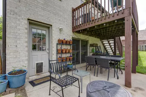 Exterior - 2343 W Dearborn St, Springfield, MO 65807 photo 4 of 9