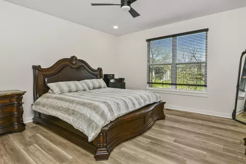 Bedroom - 6038 S Maryland Ave, Springfield, MO 65810 photo 1 of 7