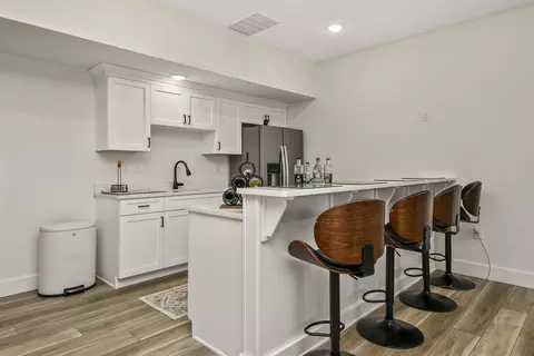 Kitchen - 6038 S Maryland Ave, Springfield, MO 65810 photo 12 of 13