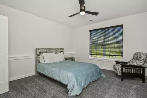 Bedroom - 6038 S Maryland Ave, Springfield, MO 65810 photo 6 of 7