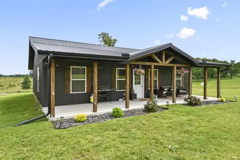2839 Lois Ln, Mansfield, MO 65704